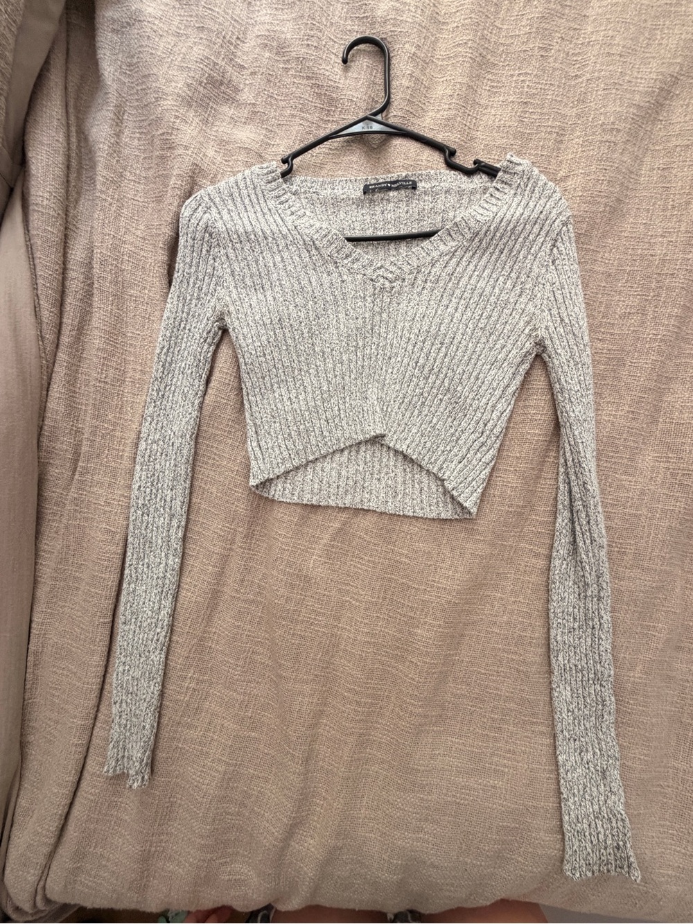 Cableknit crop top sweater